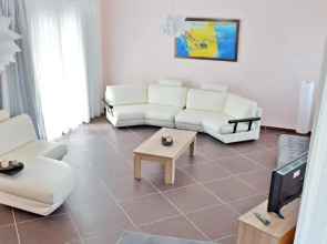 Villa Lily