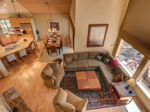 Pole House #14 by Village Properties at Sunriver