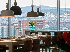 Отель Leonardo Royal Barcelona Forum