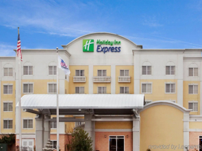Holiday Inn Express Hotel & Suites Mooresville - Lake Norman by IHG