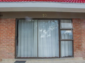 Neat one Bedroom in Morningside Guesthouse - 2089