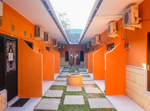 OYO 1594 Al Firdausi Residence
