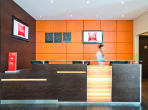 Отель ibis Al Rigga