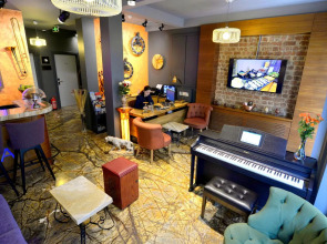 Pera Luna Residence - Special Class