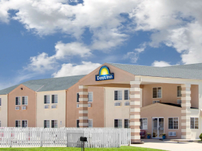 Days Inn by Wyndham Butler