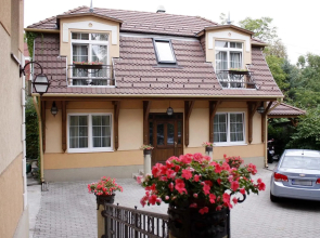 Levay Villa Hotel
