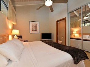 Papakea #c403 3 Bedroom Condo by RedAwning