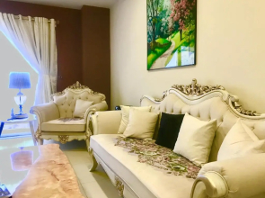 Atrium high Suite 2bed family apartment near Giga Mall