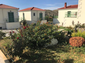 Ampeloessa Village