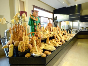 Charmillion Club Aqua Park