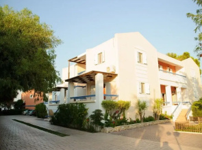 Aithrio Hotel
