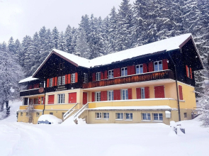 Eiger View Bed & Kitchen