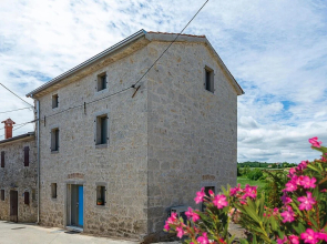 Stunning Home in Vizinada With Outdoor Swimming Pool, 3 Bedrooms and Wifi