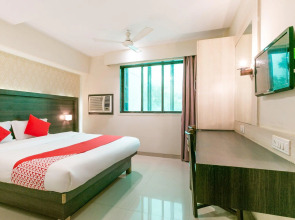 OYO 36215 Hotel Pearl Residency