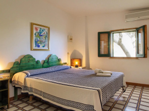 Emy Pool Residence