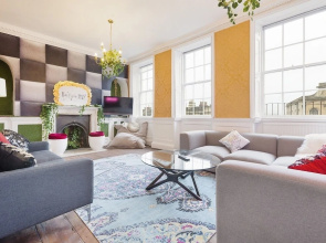 The Wonderland Townhouse - Amazing Alice in Wonderland 8BDR Home