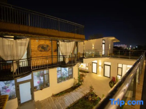 Turks Flip Pigeon Homestay
