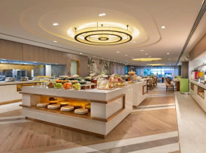 Titanic Port Bakirkoy