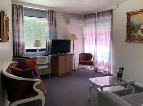 Albert Heights Serviced Apartment