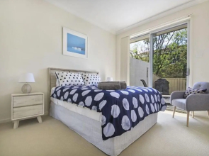 Open and Airy Entertaining Areas 2 Minutes Walk to Beach and Cycle Path