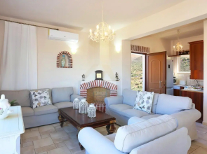 Listaros Luxurios Country Villas
