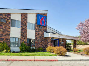 Motel 6 Spokane, WA - East