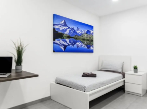 Apartment Westend mit 4-Zimmern, Aussenbereich und eigenem Parkplatz