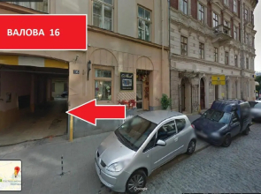 Apartment on Valova 16-2- 2 minutes to Market Square