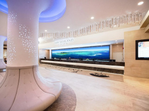 Fantasyland Hotel