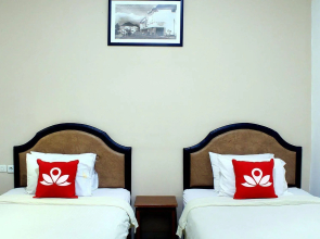 ZEN Rooms Lengkong Besar