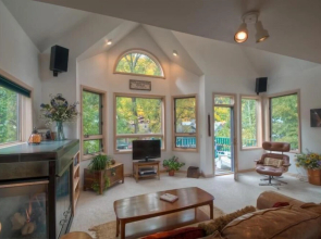 Madison Pacific 1 Bedroom Condo By Accommodations in Telluride