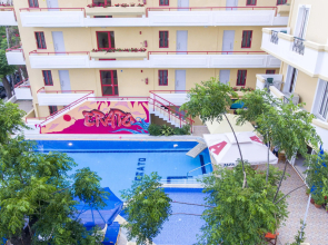 Erato Studios & Apartments