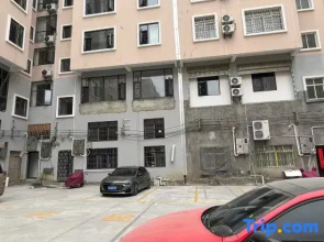 Yishan Hotel (Jinhai Building Materials City Branch)