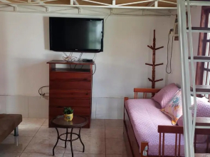 Casa da Dinda à 650m da praia de Itaúna