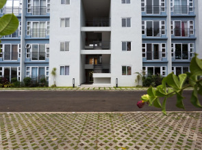 Kingston Luxury Guest Apt at Sullivan