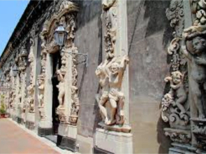 Palazzo dei Delfini 2