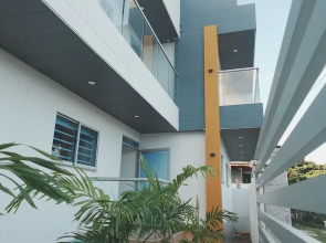 Saphire Apartments