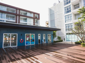 At Seacondo By Phoenix