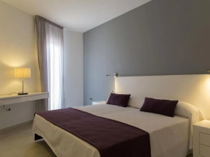 Apartaments Proa Es Pujols - Adults Only