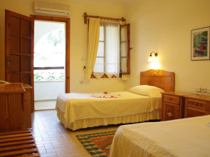 Toloman Hotel Bitez Beach