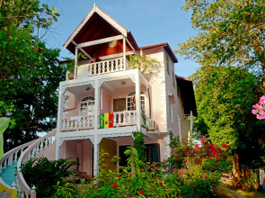 Beach House Villas and Hotel