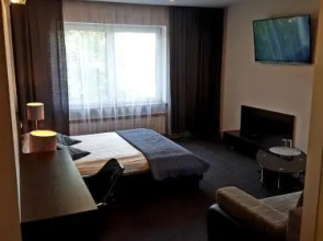 Azymut Hotel & Restaurant