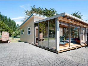 Angie's Rural Retreat