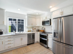 Alki Beach Dream Location Has It All