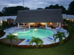 Hotel Villa Blanca Suites