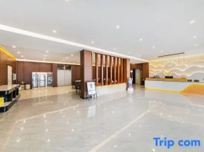 Xinduqiao Town Yunchen·Mountain Panorama·Oxygen-Supplying Hotel