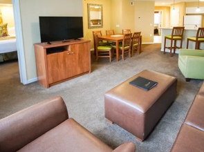 Surrey Vacation Resort/Carriage Place