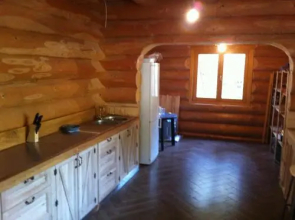 Crossline Lodge