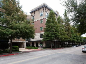 Locale Uptown at Galleria