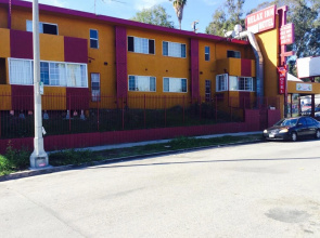 Relax Inn Motel